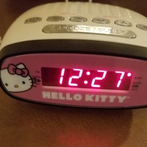 Hello Kitty Clock